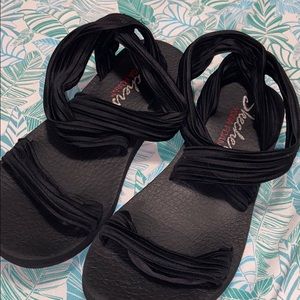 Skechers Yoga Foam Sandals